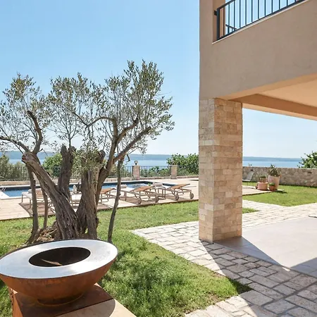 Vakantiehuis Grota By Interhome Maslenica