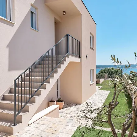 Vakantiehuis Grota By Interhome *